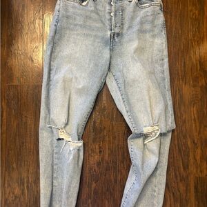 Levi’s Stylish Light Blue Distressed Women Jeans